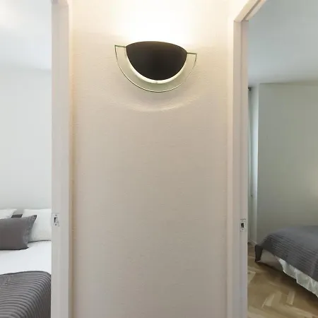 Lets Holidays In Sant Marti Appartement *