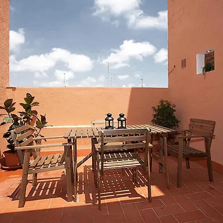 Muntanya - With Private Balcony Sagrada Familia Apartment Barcelona