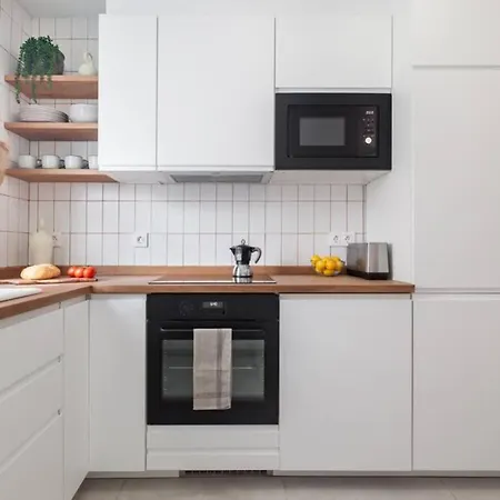 Semesterbostad Ht- From Bcn.. To Heaven!! 4bedrooms With Terraze! *