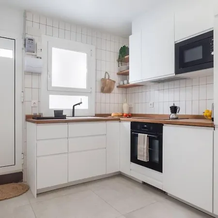 Semesterbostad Ht- From Bcn.. To Heaven!! 4bedrooms With Terraze! Barcelona