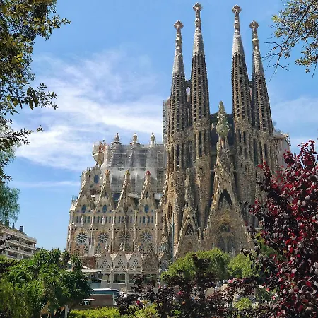 Muntanya - With Private Balcony Sagrada Familia * Barcelona