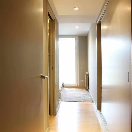 Passeig De Gracia Sun Balcony 2 Bedrooms * Barcelona