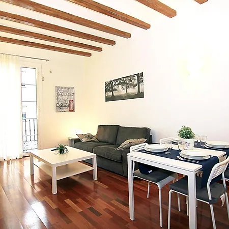 Apartment Muntanya - With Private Balcony Sagrada Familia