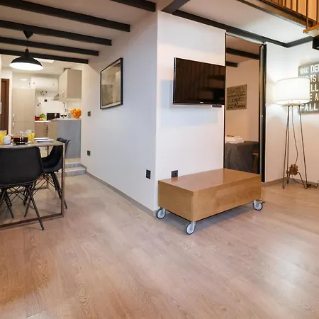 Daire Duplex In Poblenou, Near The And Perfect For Vacations