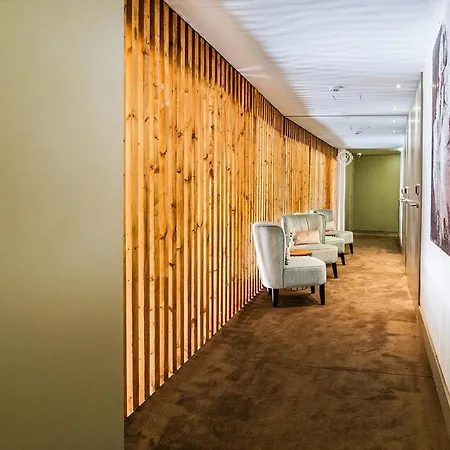 Well&come Hotel