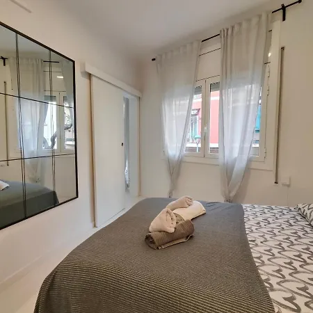 Family Close To Parc Gueell Apartment Barcelona