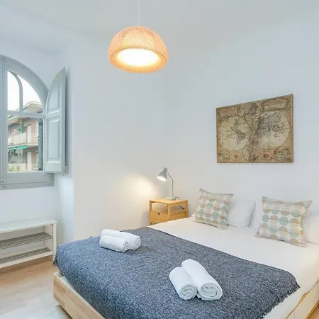 아파트 Canela Homes Bailen *