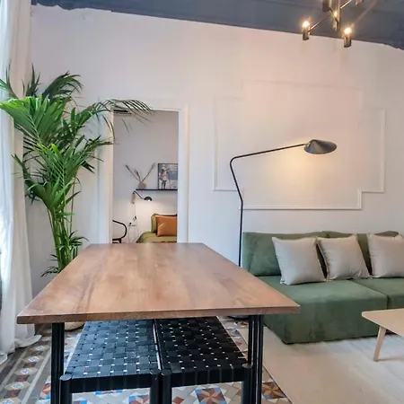 Apartment Elegant 4 Bedrooms 3 Bathrooms Catalan