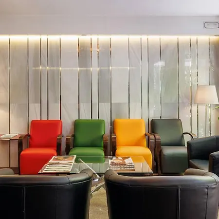 Hotel Ronda Lesseps 4*