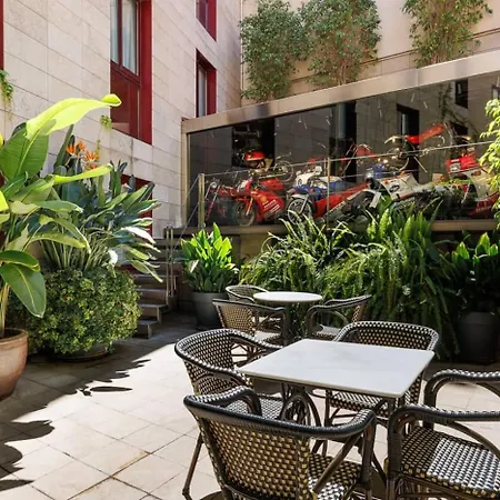 Ronda Lesseps Hotel