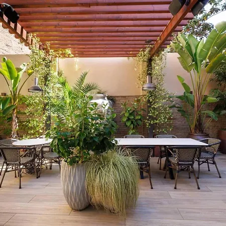 Hotel Ronda Lesseps 4*