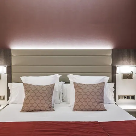 Ronda Lesseps Hotel 4*