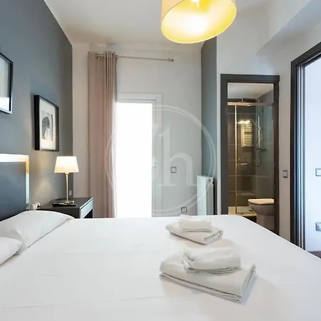 Sagrada Familia Apartment *