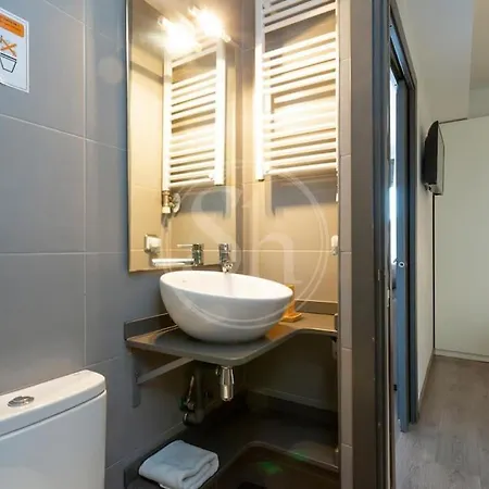 Sagrada Familia Apartment *