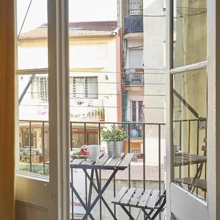 Bebarceloner Sants Apartments- 3 Bedroom Apartman Barcelona