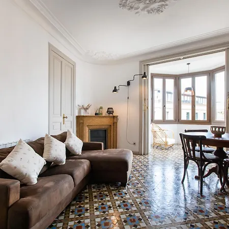B41 - Grandes Grupos En Bcn Centro Apartment