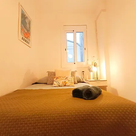 Oasis - Heart Of Albergue Barcelona