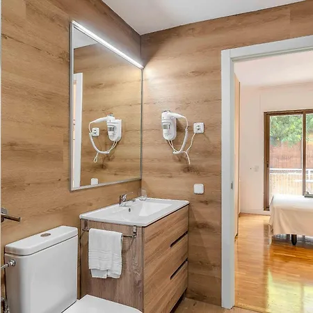 Bertrán Apartmanhotel Barcelona