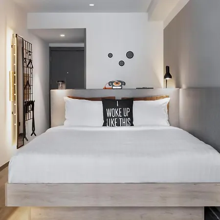 Hotel Moxy