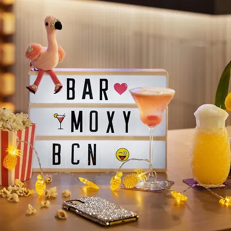 Moxy 4*
