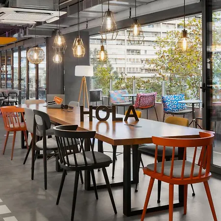 Hotel Moxy 4*