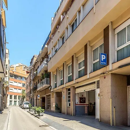 Apartmanhotel Bertrán 3*