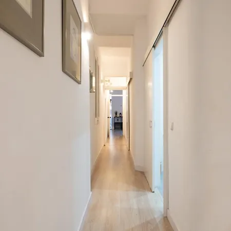 Sagrada Familia Comfy Appartement Barcelone
