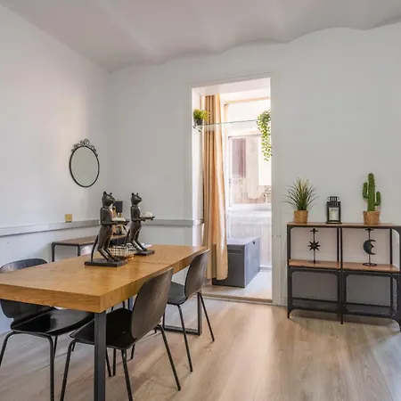 Sagrada Familia Comfy Appartement Barcelone