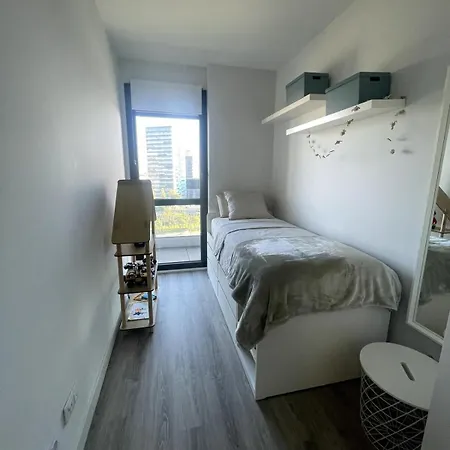 Apartment Piso Luminoso En Hospitalet De Llobregat *