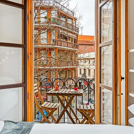 Elegance 2br With Rooftop Terrace Apartment