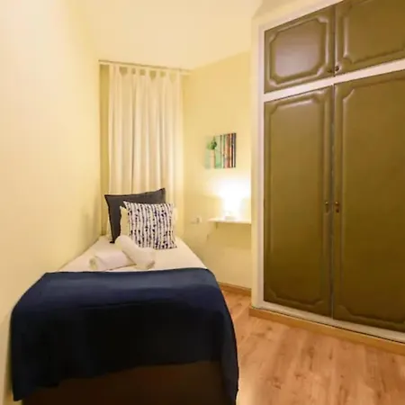 Apartment Ramblas Unique & Spacious Flat 4br Terrace 20m Ramblas