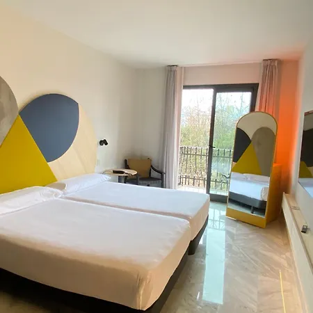 Onix Fira 3* Барселона