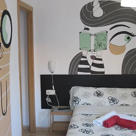بيت ضيافة Zoo Loco برشلونة