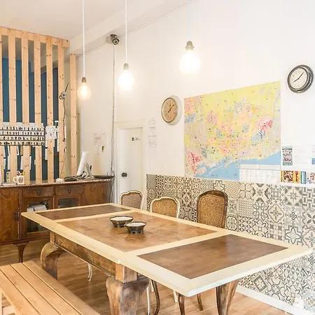 Hostal Camino *