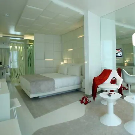 فندق ذا ميرور 4*