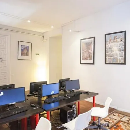 360 Borne Hostel Barselona