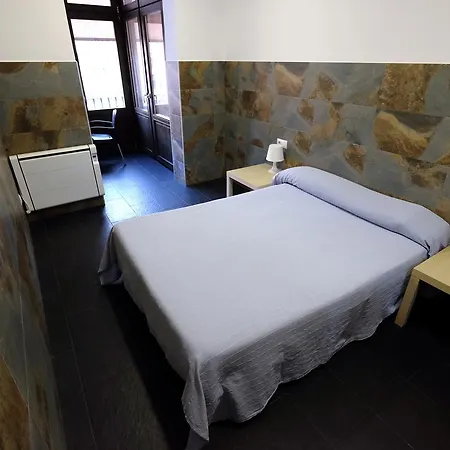 Lenin Casa de hóspedes Barcelona