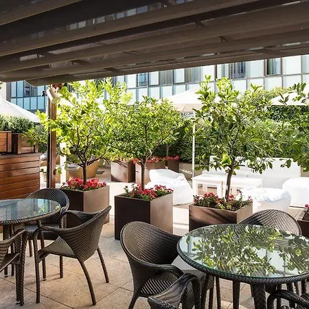 Отель Catalonia Ramblas 4* Sup 4*
