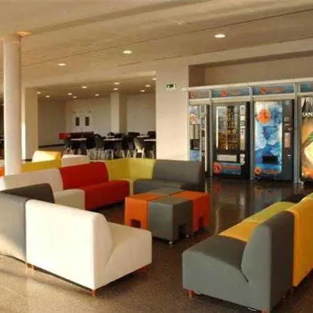 Agora Bcn. Residencia Universitaria Internacional Hotel