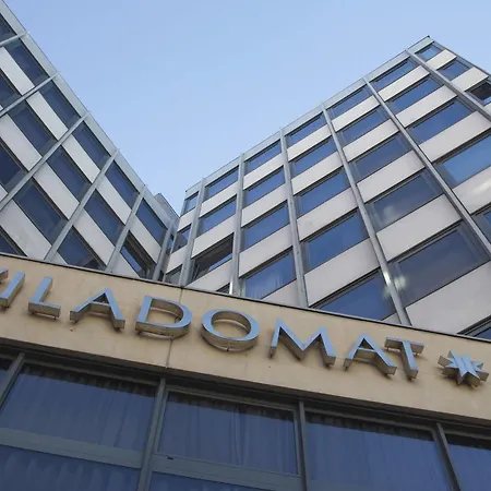 Viladomat Hotel 3*