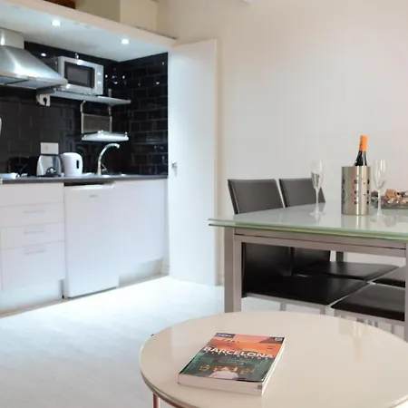 Poble Sec Apartament *
