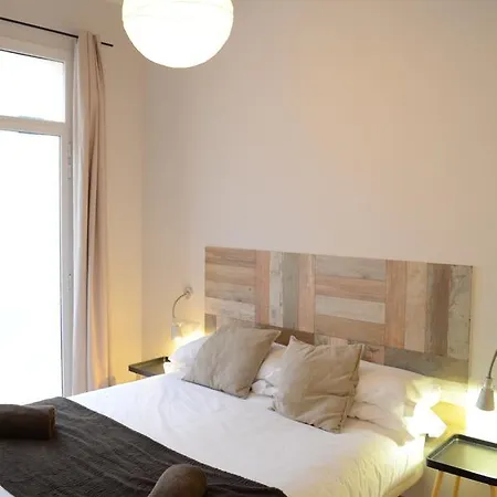Poble Sec Apartament *