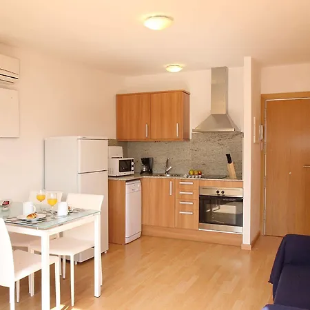 Mh S. Familia Apartamento