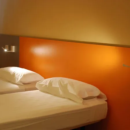 Twentytu Albergue Barcelona