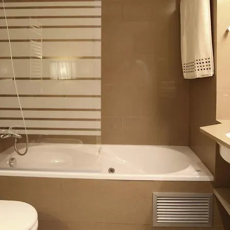Apartamento Passeig De Gracia Sun Balcony 2 Bedrooms Barcelona