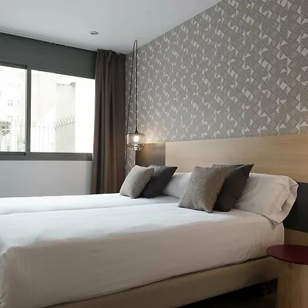 Mh S. Familia Apartamento Barcelona
