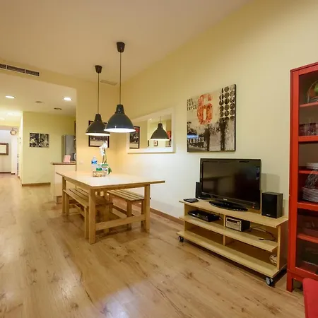 Ramblasrentals Chic & Spacious Flat Pool Table 15m Ramblas - Parking - Wifi Apartament *