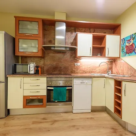 Ramblasrentals Chic & Spacious Flat Pool Table 15m Ramblas - Parking - Wifi Apartament