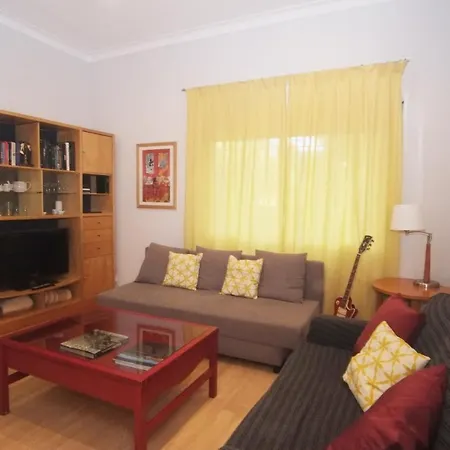 Lovely At Park Gueell Apartment Barcelona
