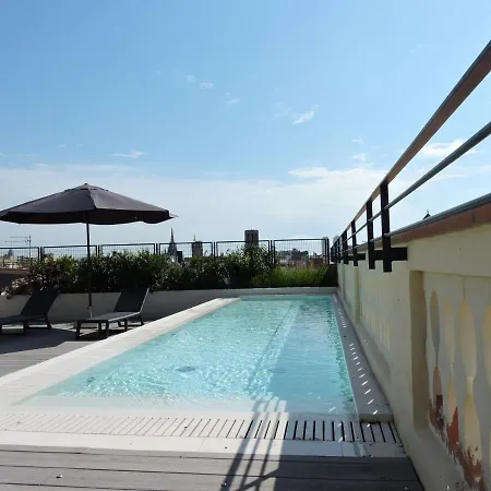 Raval House Hotel